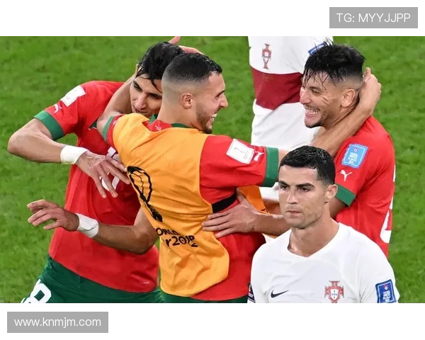 世界杯小组赛精彩对决激烈上演各大强队争锋欲争夺最终冠军 世界杯小组赛精彩对决激烈上演各大强队争锋欲争夺最终冠军