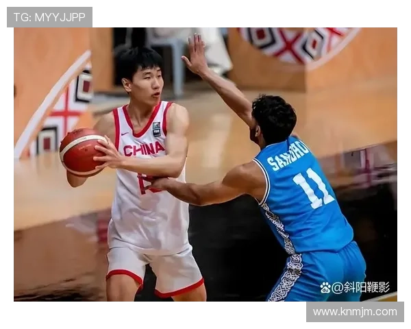 中国男篮迎战澳大利亚 强强对决成世界杯资格赛关键一战 中国男篮迎战澳大利亚 强强对决成世界杯资格赛关键一战