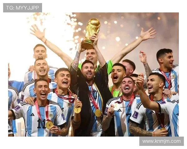 世界杯落幕梅西荣膺最佳球员引发热议，阿根廷队精彩表现成为全球焦点