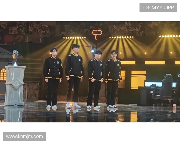 狼队迎来新赛季挑战 动力十足的新阵容欲冲击季后赛 狼队迎来新赛季挑战 动力十足的新阵容欲冲击季后赛